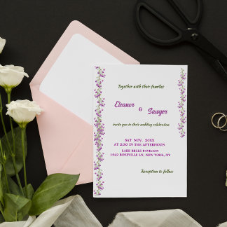 Convite simples para casamento de flores roxas de