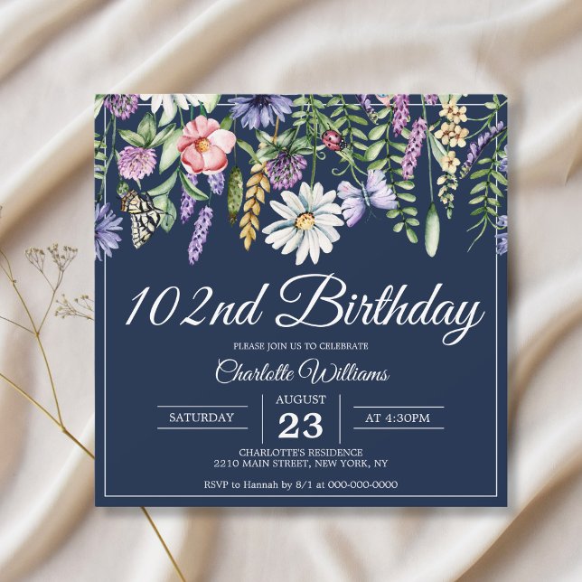 Convites 102º Aniversário Marinho de flores selvagens Elega (102nd Birthday Wildflowers Navy Elegant 102 Years Invitation
)