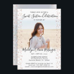 Convites 2 Foto Sweet 16 Modern Pink Rose Dourado Glitter<br><div class="desc">Convide a família e os amigos para uma elegante festa de aniversário 16ª Doce para ela com este convite para fotos de dois falsos relâmpagos de rosa de na moda. Todo texto é simples de personalizar. (DICA DE IMAGEM: Uma maneira fácil de centralizar uma foto exatamente como você deseja é...</div>