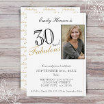 Convites 30 e Fabuloso Roteiro Elegante Foto Aniversário<br><div class="desc">30 e Fabuloso Convite de Aniversário de Foto de Script Elegante. Convite de aniversário de fotos elegante. O padrão fabuloso está do lado de trás. Adicione sua foto e personalize o texto no convite. Excelente para a festa de aniversário de uma mulher.</div>