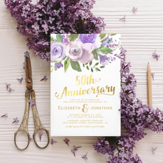 Convites 50º Aniversário de Casamento Roxo Dourado Floral (Criador carregado)