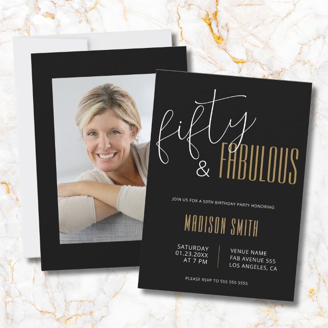 Convites 50 e Fabulosa Foto 50º Aniversário Dourado (50 and Fabulous Photo 50th Birthday Black Gold Invitation)