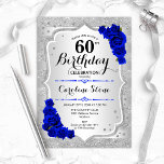 Convites 60.º aniversário - Rosas azuis de prata<br><div class="desc">60º Convite de Aniversário. Design floral elegante em prata e azul real. Apresenta fitas cintilantes de prata,  fontes de script na moda e confetti de rosa de de safira. Perfeito para uma festa de aniversário de vidro.</div>