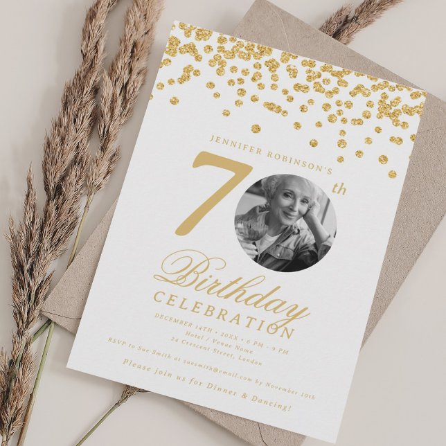 Convites 70 de Foto Elegante Noite Dourado Confetti (Elegant Photo 70th Birthday Gold Confetti Invitation)
