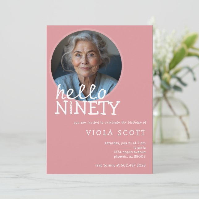 Convites 90 Festa de aniversário Olá, 90 Foto, rosa (Em pé/Frente)