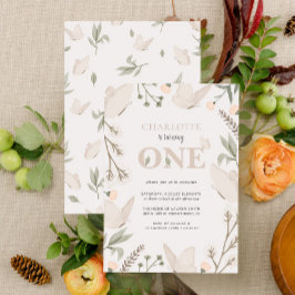 Convites A Borboleta Floral Bonita Está Virando Um primeiro