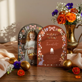 Convites A Páscoa Floral de Alguém está tendo uma foto de a