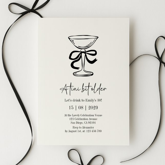 Convites A tini bit older, Hand drawn birthday invitation (Criador carregado)