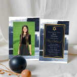Convites Abstrato Blue Gilded Photo Bat Mitzvah<br><div class="desc">Descubra a fusão requintada de design abstrato e significado cultural neste Abstrato Blue Gilded Photo Bar Mitzvah Foil Invitation. Com um intricado design artístico inspirado pela beleza da herança judaica,  este convite trará o palco para uma celebração inesquecível que mescla o melhor do velho e do novo.</div>