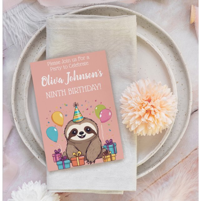 Convites Adorável Sloth Girls Birthday Pink Party (Sweet sloth birthday party invitation. )