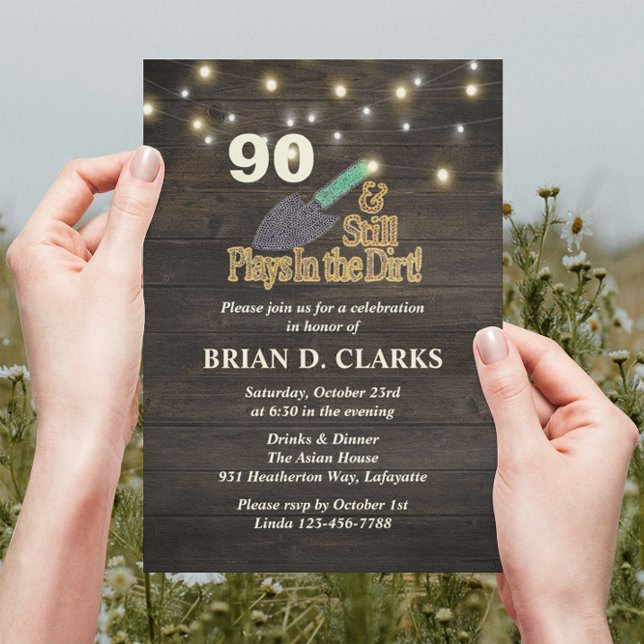 Convites Ainda joga no Aniversário da 90 de jardinagem russ (Criador carregado)
