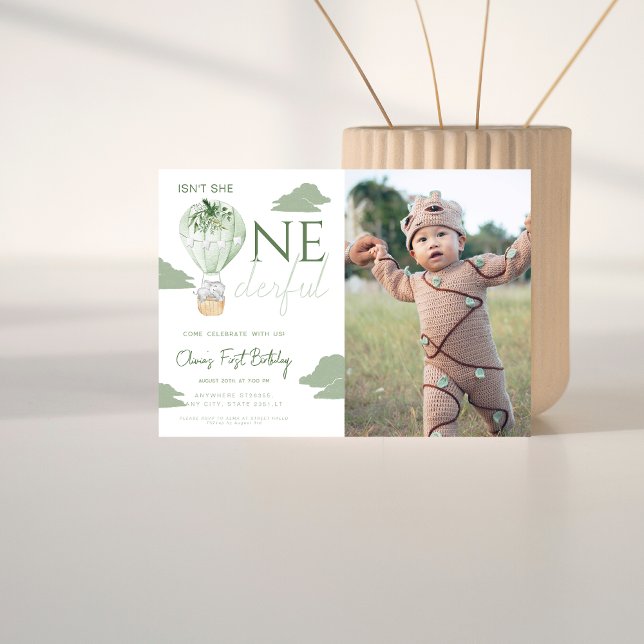 Convites Air Balloon não é uma foto maravilhosa de aniversá (Criador carregado)