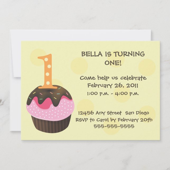 Convites Amarelo do cupcake 1 do feliz aniversario (Frente)