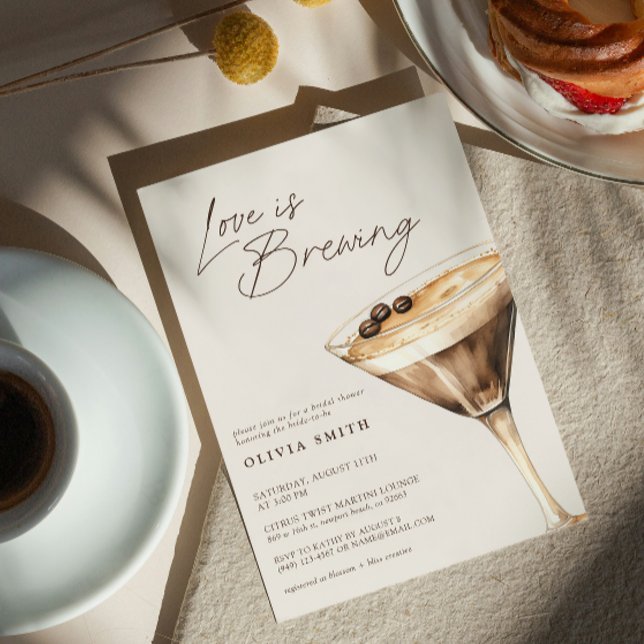 Convites Amor é Criar Chá de panela Espresso Martini (Easily personalize this modern bridal shower invite for the espresso martini loving bride-to-be!)