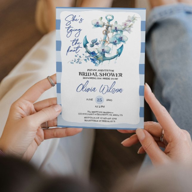 Convites Âncora Amarrando o Nó Chuveiro de Noiva Náutico (chic Anchor Floral Roses Tying the Knot Nautical Bridal Shower Blue and White Stripe Sailboat invite)