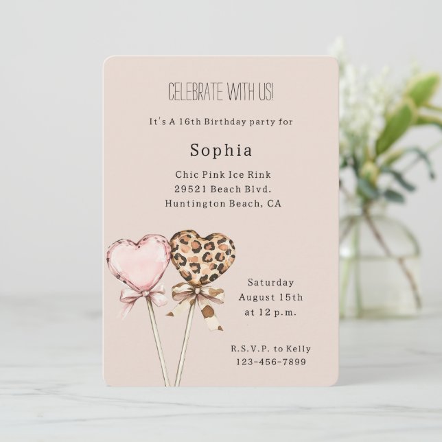 Convites Aniversário Corações de Leopardo Rosa Creme (Em pé/Frente)