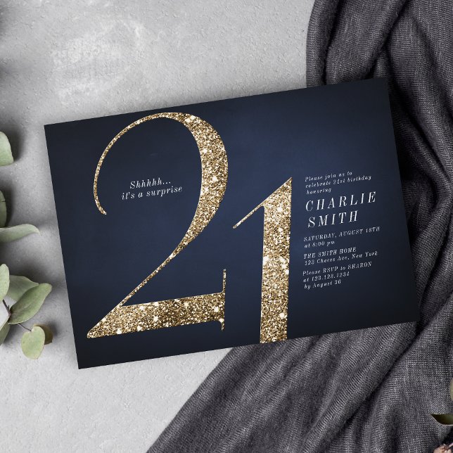 Convites Aniversário de 21 anos de relâmpago de ouro marinh (Modern minimalist navy gold glitter 21st birthday invitation)