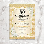 Convites aniversário de 30 anos - Douradas faixas brancas<br><div class="desc">Convite para aniversário de 30 anos. Design floral elegante em ouro e branco. Apresenta fitas de ouro com brilho sujo,  fontes de na moda de rosas brancas e confetti. Perfeito para uma festa de aniversário de vidro.</div>