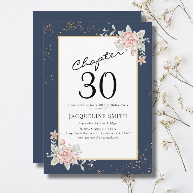 Convites aniversário de 30 anos Floral (Personalized 30th birthday party invitation with pink flowers and blue background.)