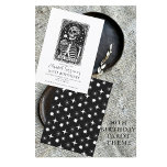 Convites Aniversário de 30 anos Gothic Tarot Negro engraçad<br><div class="desc">Um convite de aniversário de 30 anos no estilo de um cartão de tarô,  com esqueleto,  cupcake de aniversário e vela. Uma vibração oculta gótica engraçada.</div>