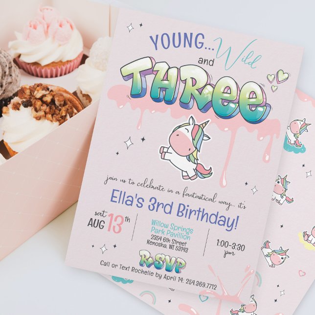Convites Aniversário de 3 anos do Jovens Selvagens Três Uni (Young Wild and THREE cute girl kawaii unicorn rainbow pink purple graffiti magic 3rd birthday invite)