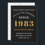 Convites aniversário de 40 anos 1983 Ano de Adição Dourada<br><div class="desc">Para aqueles que celebram o seu aniversário, temos o cartão de convite de aniversário ideal. O fundo elegante com design de ouro é simples e chique. Personalize facilmente o texto na frente e na parte traseira deste cartão de convite de aniversário usando o modelo fornecido. Parte da gama de padrões...</div>