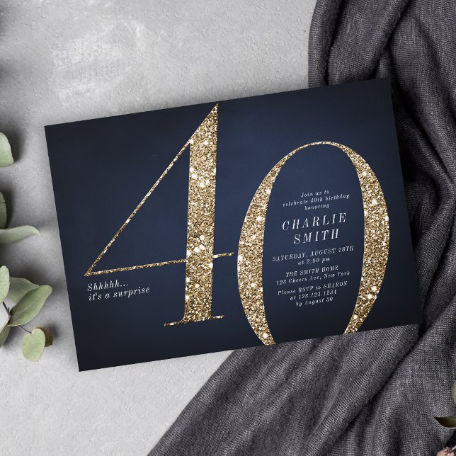Convites Aniversário de 40 anos de relâmpago de ouro marinh (Modern minimalist navy gold glitter 40th birthday invitation)