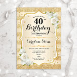 Convites aniversário de 40 anos - Douradas faixas brancas<br><div class="desc">Convite para aniversário de 40 anos. Design floral elegante em ouro e branco. Apresenta fitas de ouro com brilho sujo,  fontes de na moda de rosas brancas e confetti. Perfeito para uma festa de aniversário de vidro.</div>