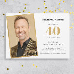 Convites Aniversário de 40 anos Personalizado Simples de Fo<br><div class="desc">Convite Personalizado para aniversário de 40 anos Simples de Fotografia. Comemore um marco em estilo com nosso design de convite que combina a simplicidade e a sofisticação sem falhas. A combinação eterno de branco e ouro dá o tom para um caso elegante, assegurando que seu aniversário de marco seja um...</div>