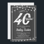 Convites aniversário de 40 anos String Lights on Chalkboard<br><div class="desc">Este convite para aniversário de 40 anos apresenta as luzes de cadeia de caracteres em um fundo de quadro de contexto. Clique no botão personalizar para obter mais flexibilidade na modificação do texto! Variações deste design, cores adicionais, além de coordenar produtos estão disponíveis em nosso compro, zazzle.com/doodlelulu*. Entre em contato...</div>