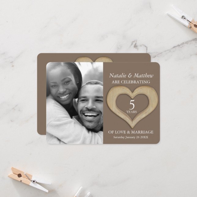 Convites Aniversário de 5 anos de casamento em madeira com  (Frente/Verso In Situ)