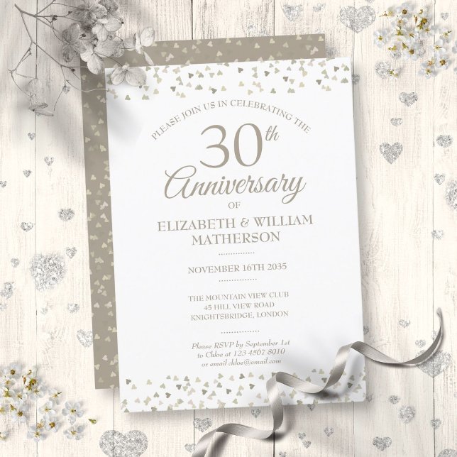 Convites Aniversário de Casamento de 30 Anos Corações de Pé (30th Wedding Anniversary Pearl Hearts Confetti Invitation)