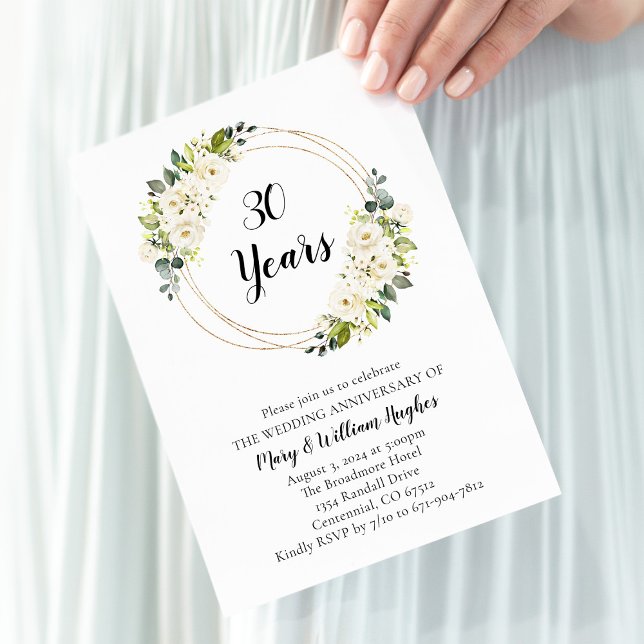 Convites Aniversário de Casamento Floral de White Cream (Criador carregado)