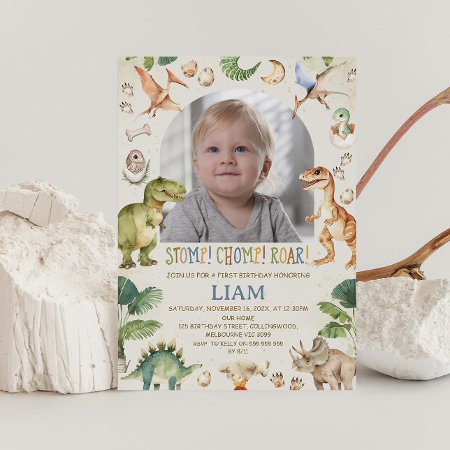 Convites Aniversário de Dinossauro Brown Rustic Stomp Chomp (Dinosaur Birthday Invitation, Dino, Stomp Chomp Roar Invitation, Stomp Chomp and Roar Invite, Photo)