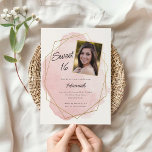 Convites Aniversário do Elegante Pink Watercolor Sweet 16 F<br><div class="desc">Este design moderno apresenta um cabeçalho de script e seu texto personalizado em uma abertura de cor d'água esboçada em um quadro em forma geométrica dourada. Use o formulário modelo para adicionar seu texto. Os menus avançados de edição, acessados através da Ferramenta Design, permitirão que você altere as fontes e...</div>