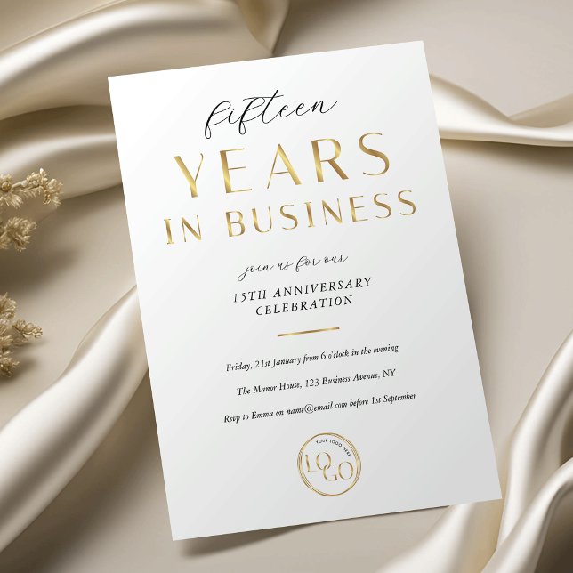 Convites Aniversário Empresarial Elegante Branco e Dourado (Criador carregado)