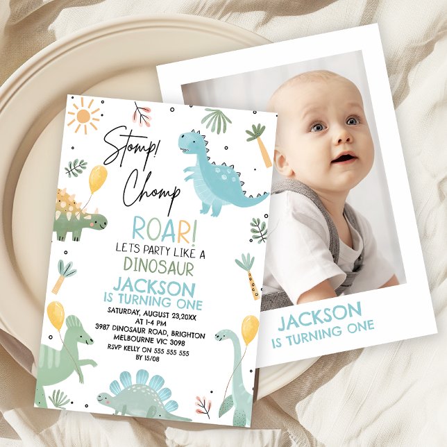 Convites Aniversário Temático de Dinossauro Fofa Foto Azul  (Cute Dinosaur Themed 1st Birthday Invitation with Photo,
Dino Birthday Invite, Party Like Dinosaur)