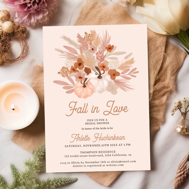 Convites Apaixonado pelo chá de panela floral boho chic (Fall in love beige floral boho chic bridal shower invitation on pastel pink)