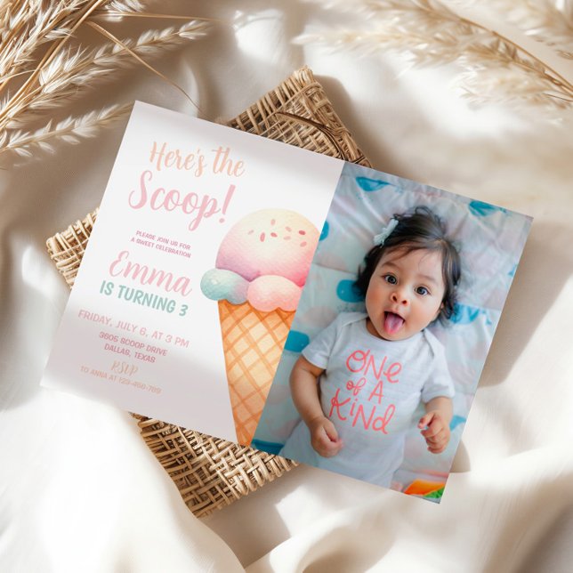 Convites Aqui está o Aniversário do Sorvete Rosa de Pastel  (Criador carregado)