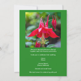 Convites Aquilegia Vermelha Nativa sobre Verde