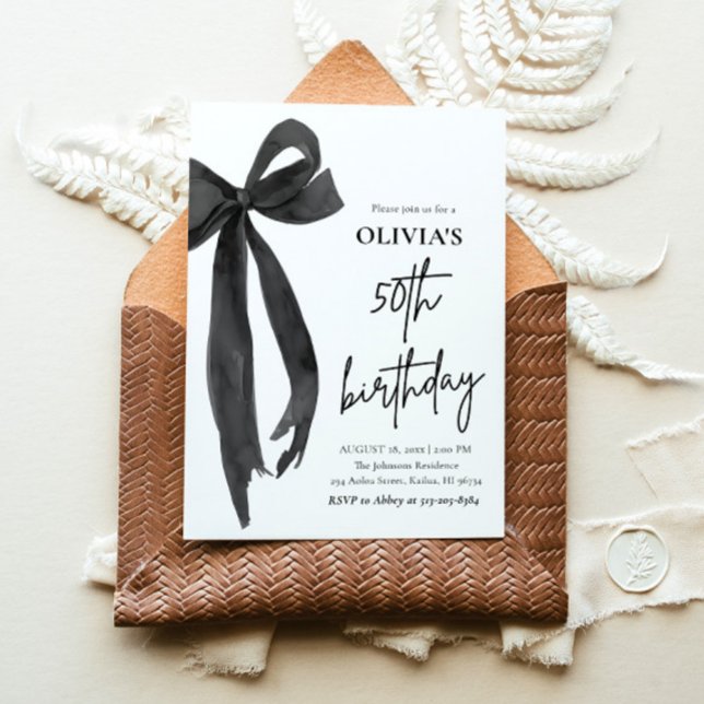 Convites Arco 50ª Festa de aniversário Preta de Aquarela El (Watercolor Modern Elegant Coquette Black Bow Photo 50th Birthday Party Invitation)
