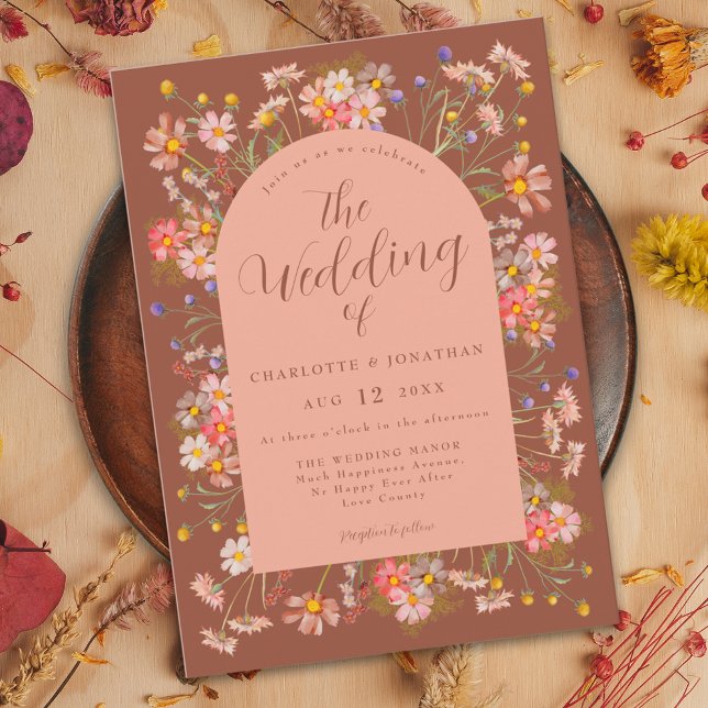 Convites Arco de Flor Selvagem Casamento outono Laranja Que (Wildflower arch terracotta burnt orange peach fall wedding invitation with elegant script )