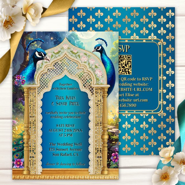 Convites Arco de Noiva Dourado com Pavão Indiano (Indian wedding invitation featuring a magical garden with peacocks on an archway and fleur-de-lis)