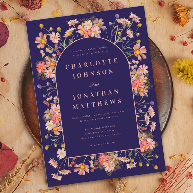 Convites Arco de Terracota Marinho com Flor Silvestre para  (Wildflower arch elegant script navy blue peach burnt Orange terracotta fall wedding invitation )