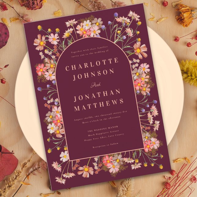 Convites Arco Floral Boho Elegante Borgonha Casamento de Ou (Boho chic wildflower arch burgundy burnt orange fall wedding invitation )