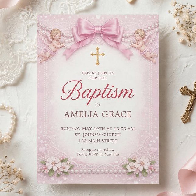 Convites Arco Rosa Querubim Batismo Quadro Floral (Pink baptism invitation with cherubs, bow, pearls and floral lace details)