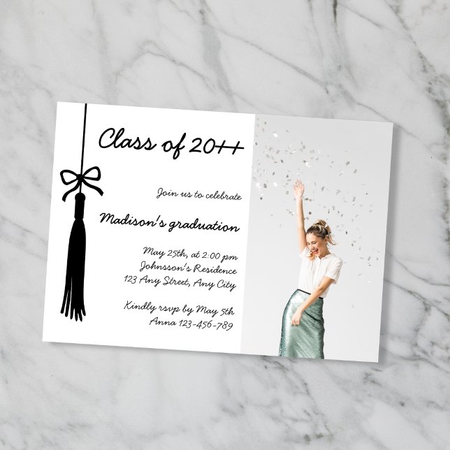 Convites Arrebitado de Laço Preto e Branco Foto 2026 Format (Coquette Bow Black & White Photo 2026 Graduation Invitation)