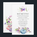 Convites Autumn - Fall Floral Bat Mitzvah<br><div class="desc">As ervilhas doces e as abóboras morcegas mitzvah convidam com tons de tipografia rosa,  roxa,  violeta e azul e elegante personalizável para suas especificidades de eventos.</div>