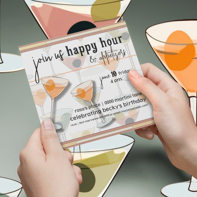 Convites Azeitonas modernas de Meio século retrô e Martinis (Retro inspired happy birthday and happy hour customizable party invitation with martinis. )