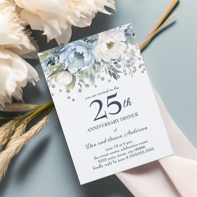 Convites Azul Branco Floral Brilho Prata 25º Aniversário (Dusty blue and white watercolor floral 25th wedding anniversary invitation)